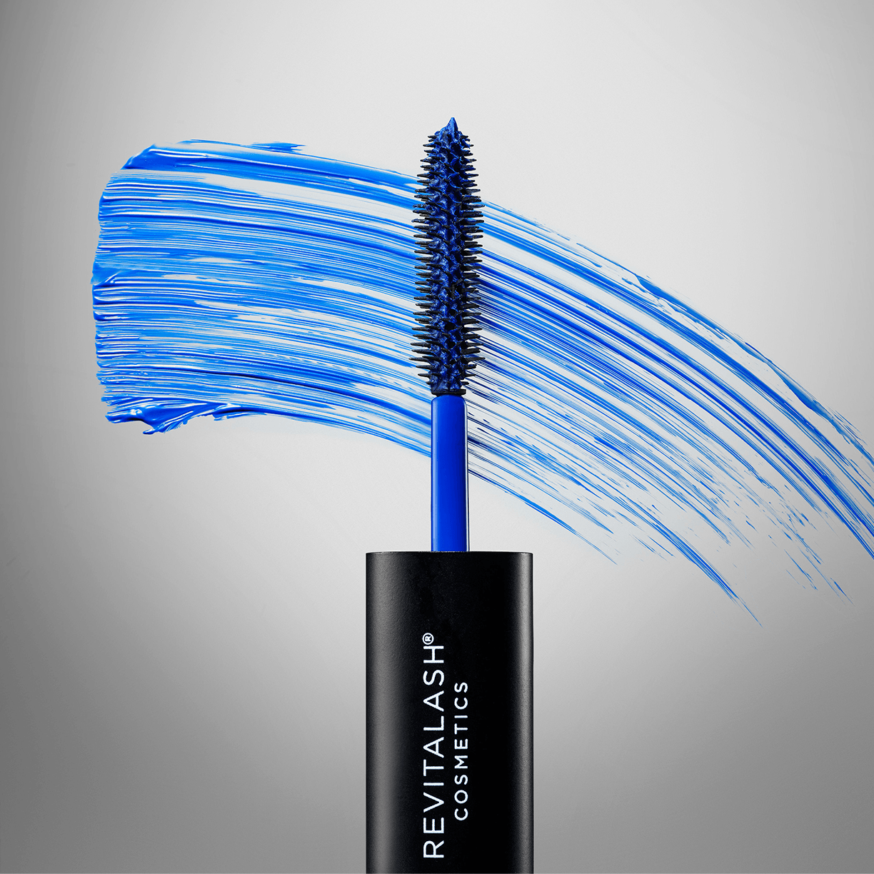 مجموعة دبل اندد (ماسكارا و برايمر) لتكثيف الرموش  DOUBLE-ENDED VOLUME SET - Revitalash